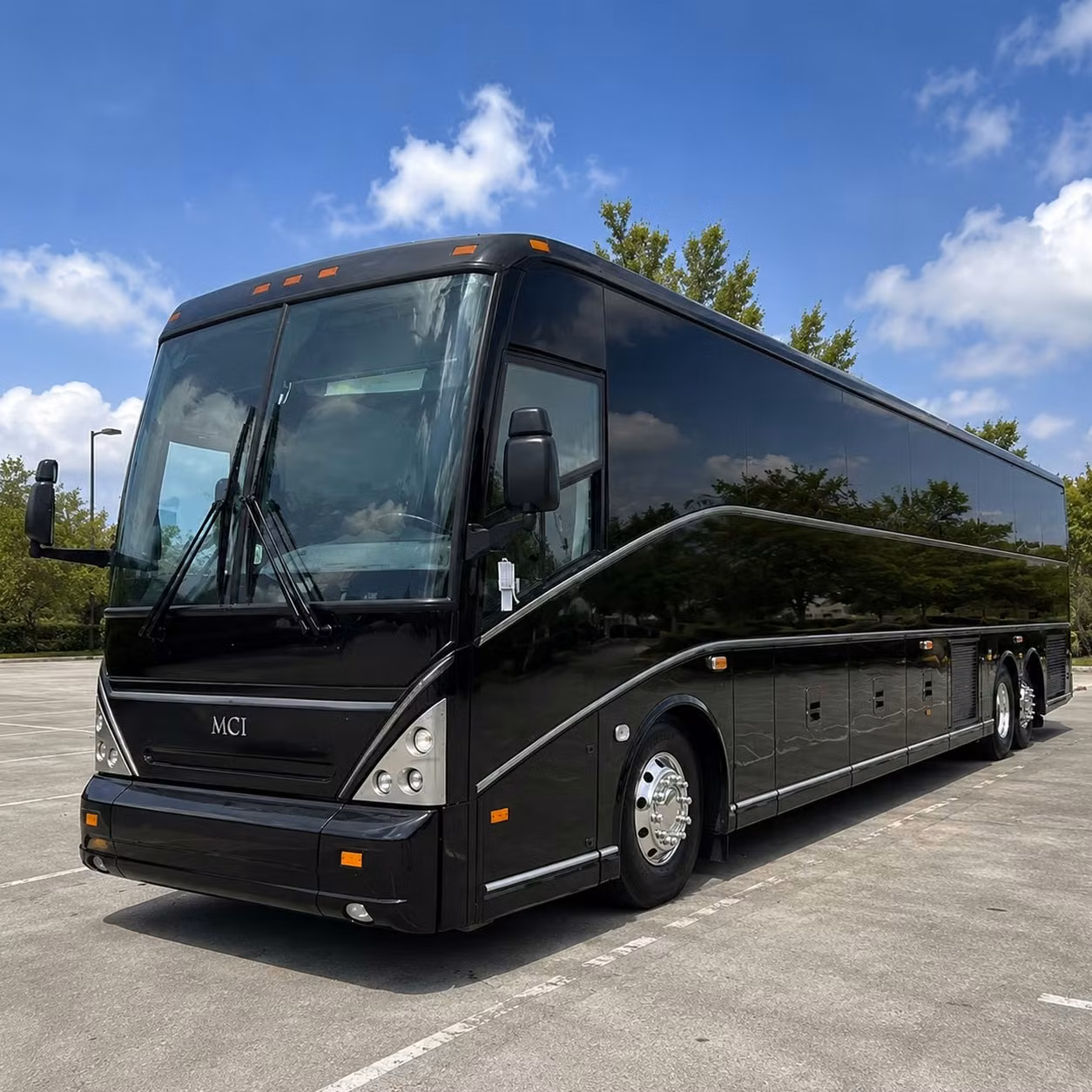 employee shuttle services between new orleans offices hotels parking hubs