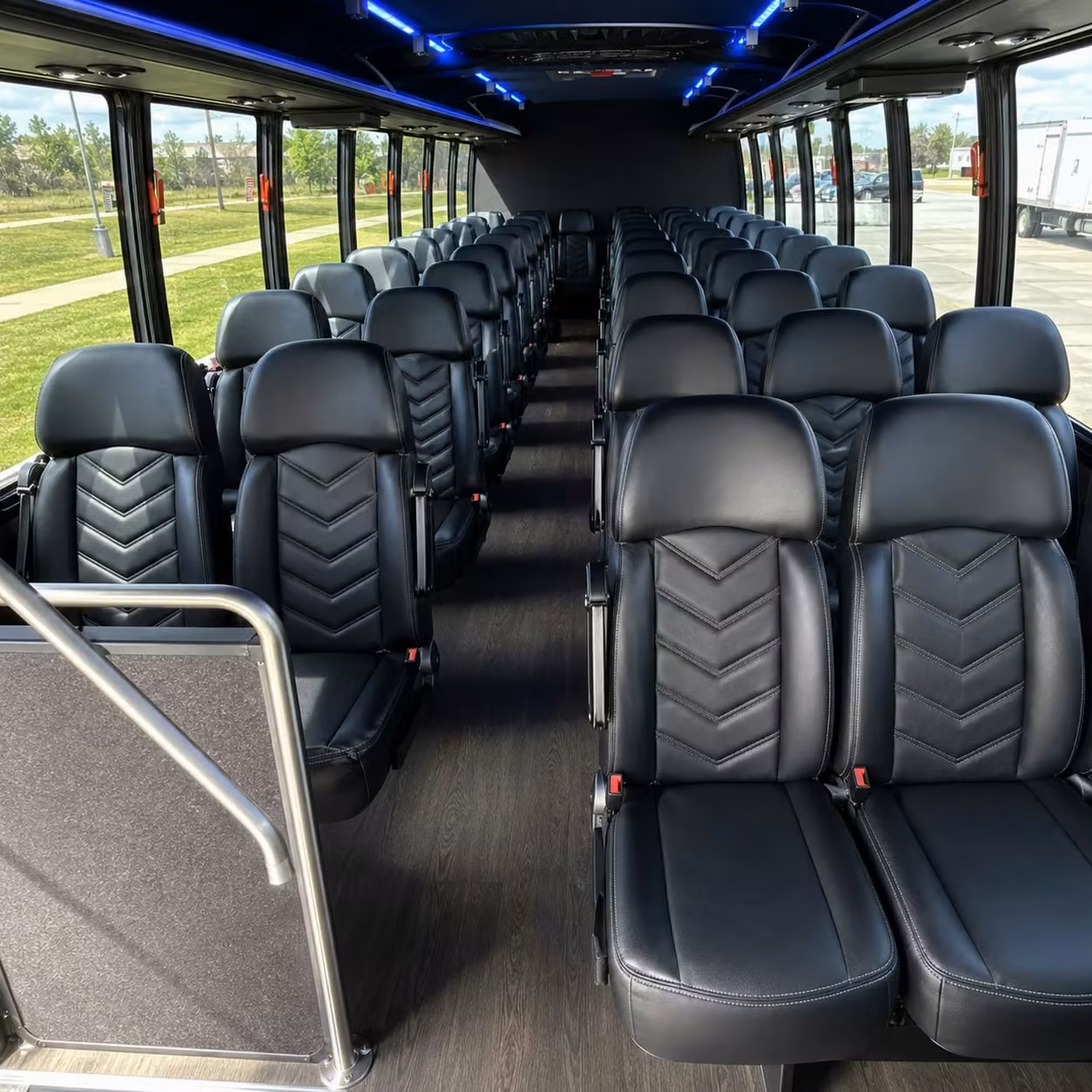 new orleans airport shuttle services