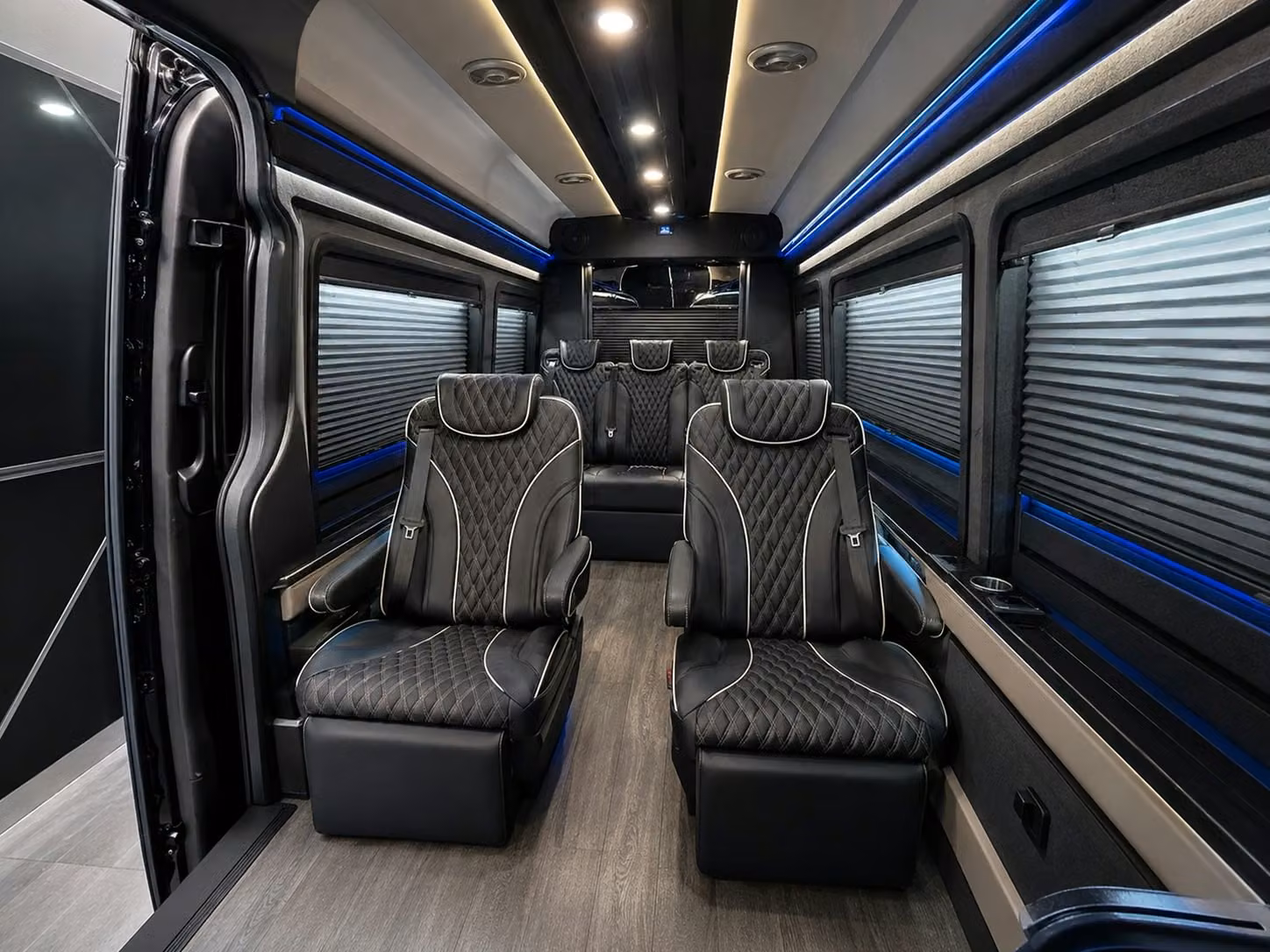 rather than splitting your group rent a bus for your new orleans cruise transfer