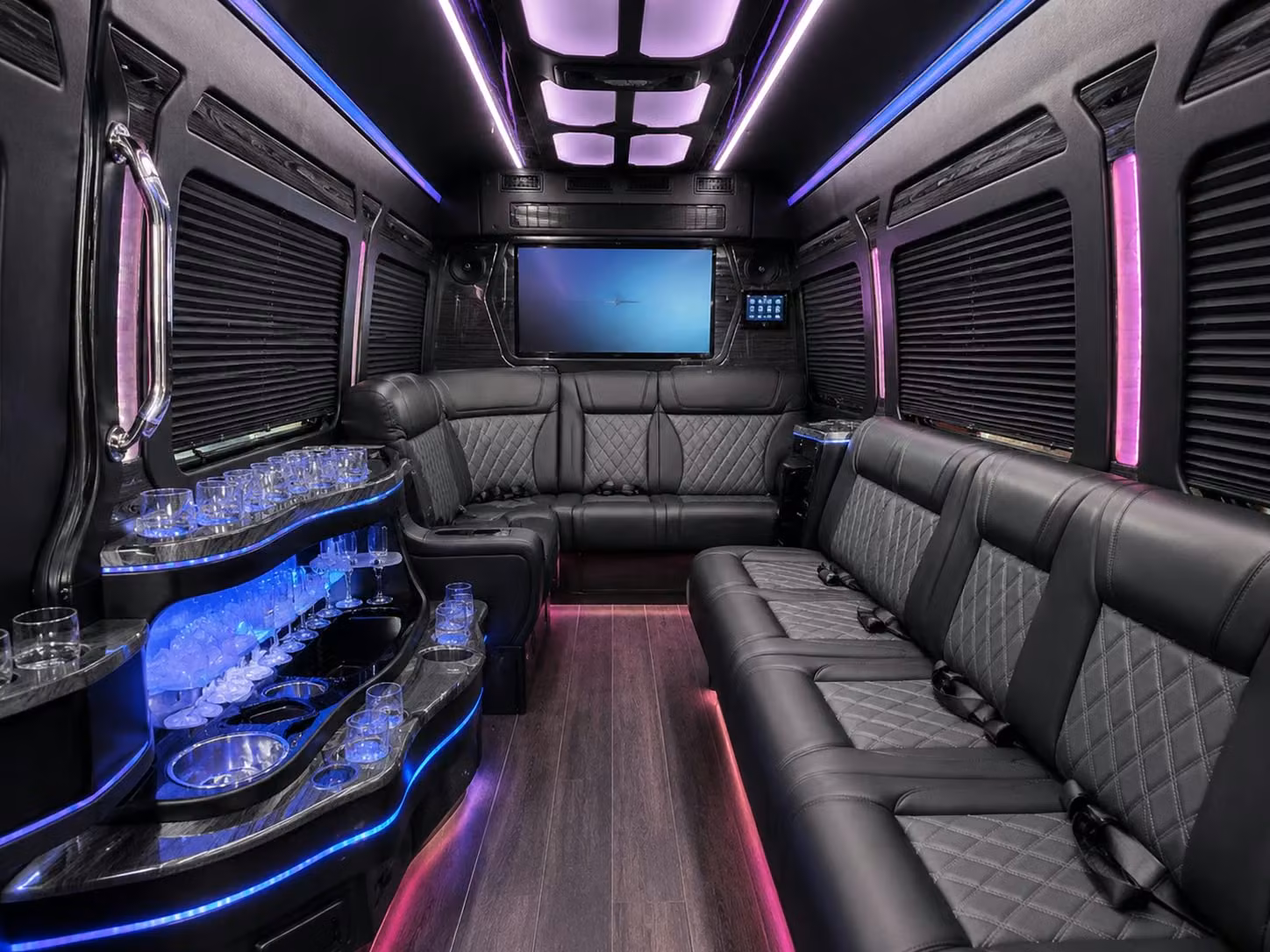 with busrentalneworleans com you get tons of options for new orleans high school prom transportation